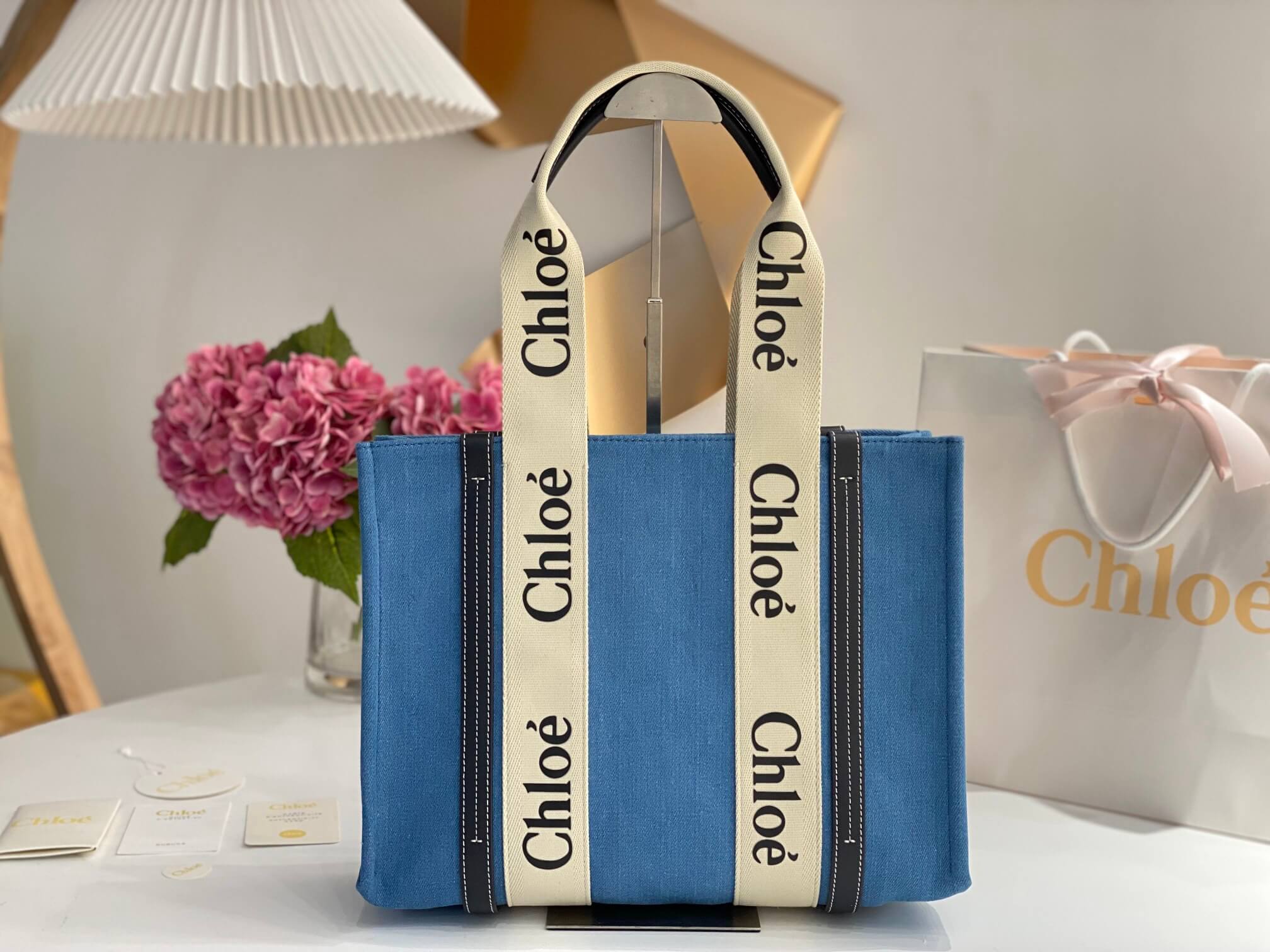 Chloe Medium Woody Tote Bag