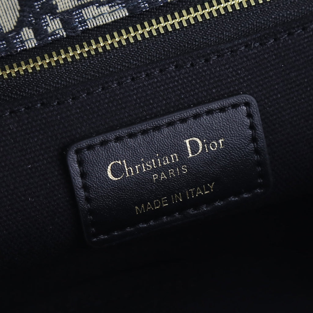 DIOR Montaigne Bag