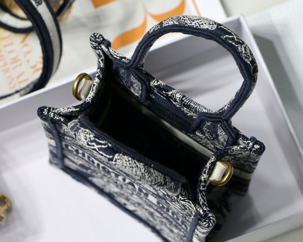 DIOR New Mini Tote Bag