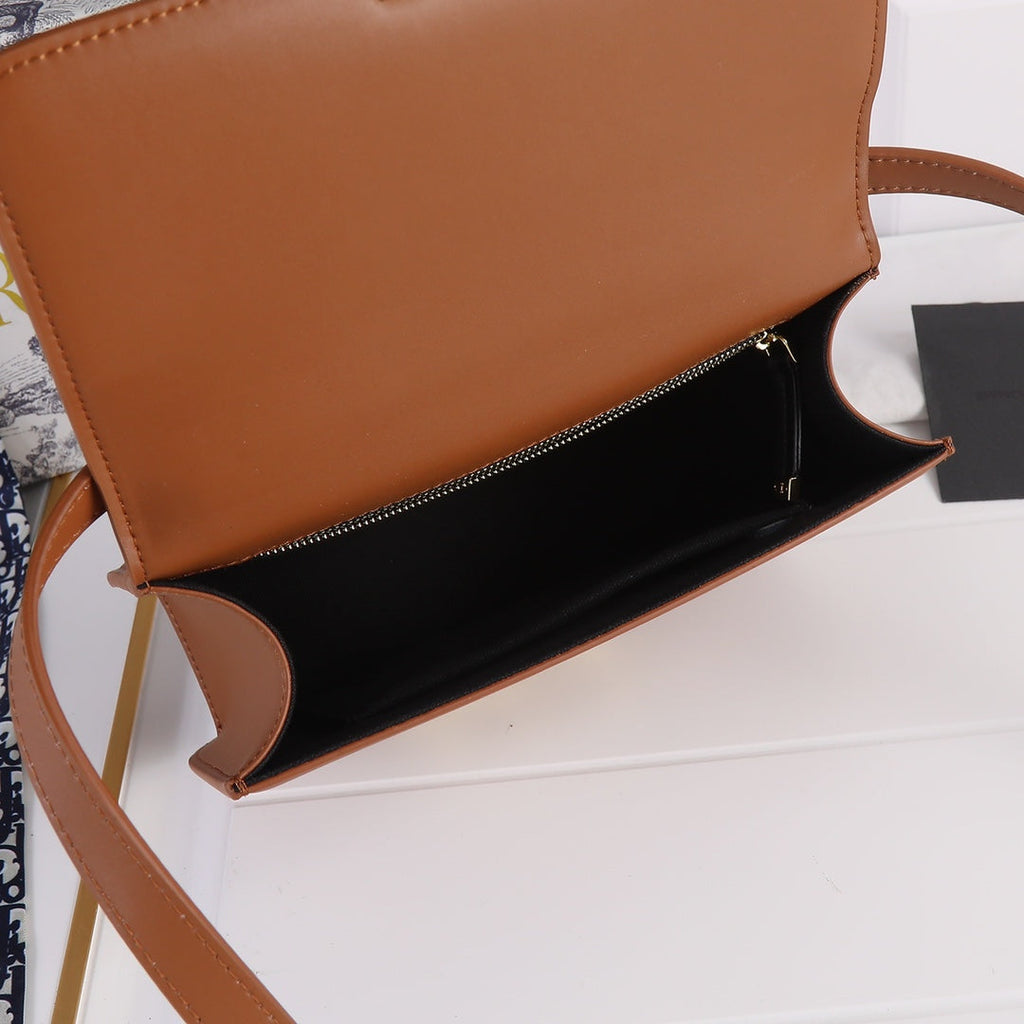 DIOR Montaigne Bag