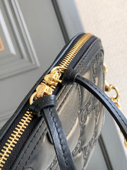 GG Matelassé Small Bag