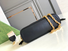 GG Matelassé Small Bag