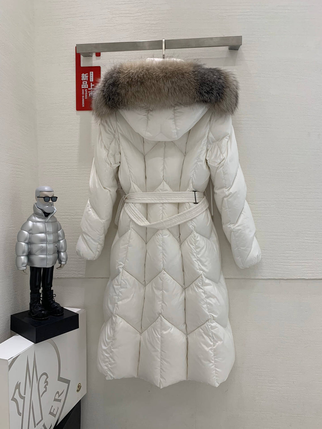 Moncler New Knee-Length Women's Down Jacket in White