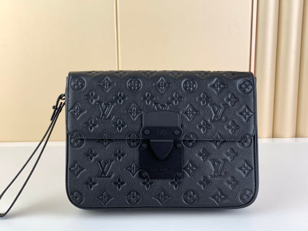 LV S Lock A4 Pouch