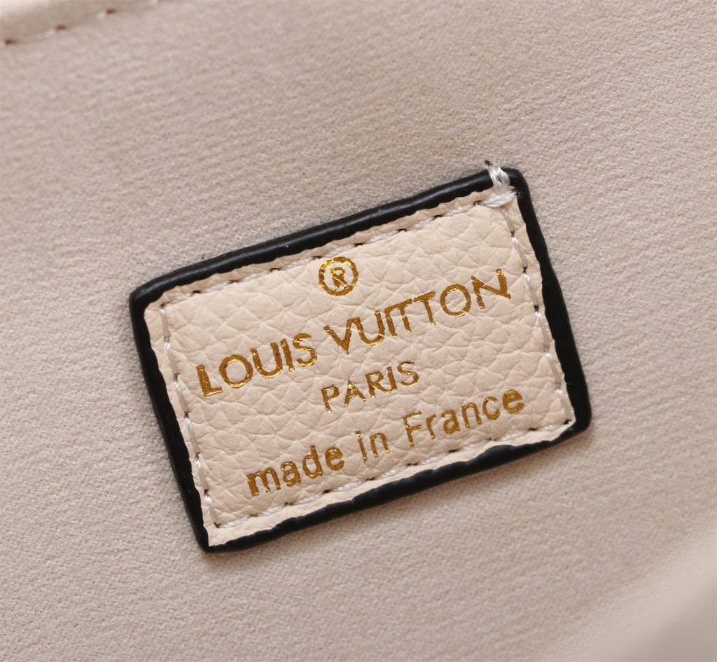 LV Neverfull Medium Shopping Bag