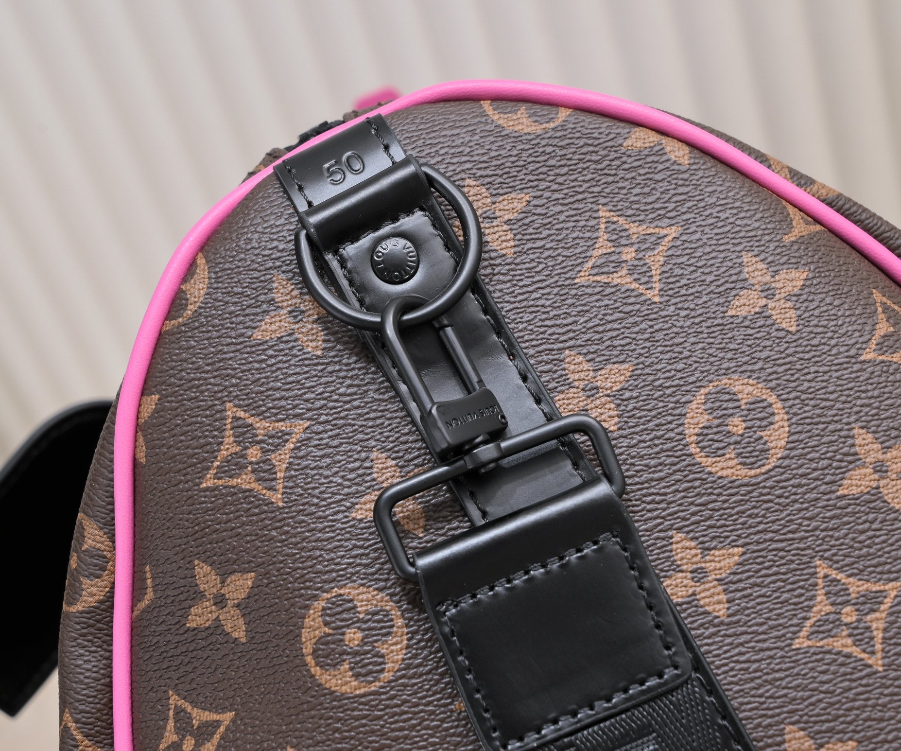 LV Classic Keepall Bandoulière Travel Bag