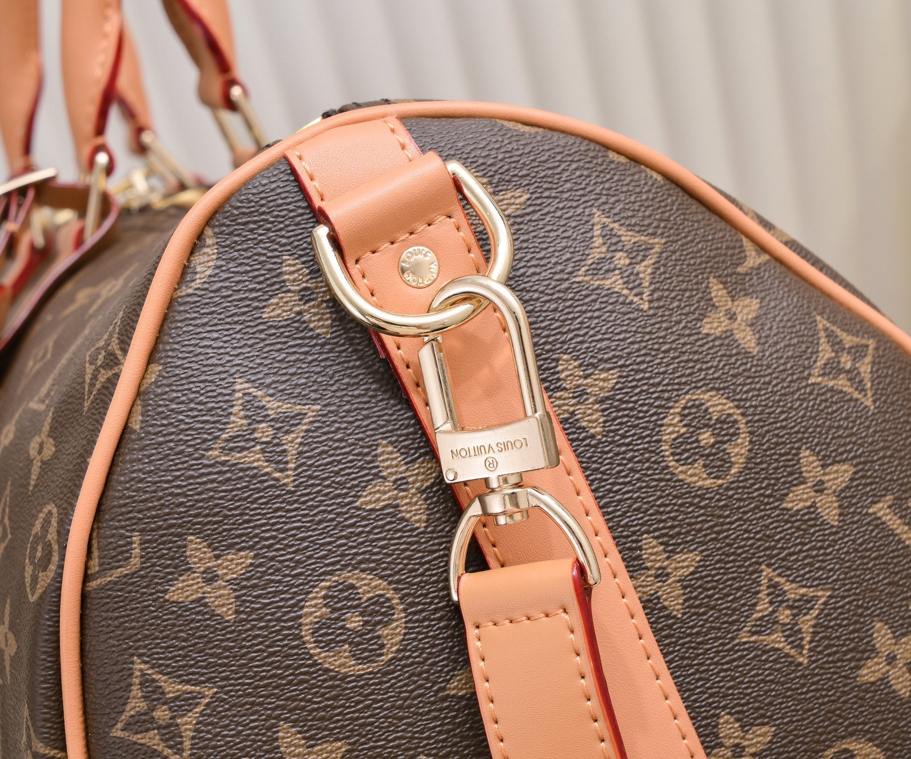 LV Classic Keepall Bandoulière Travel Bag