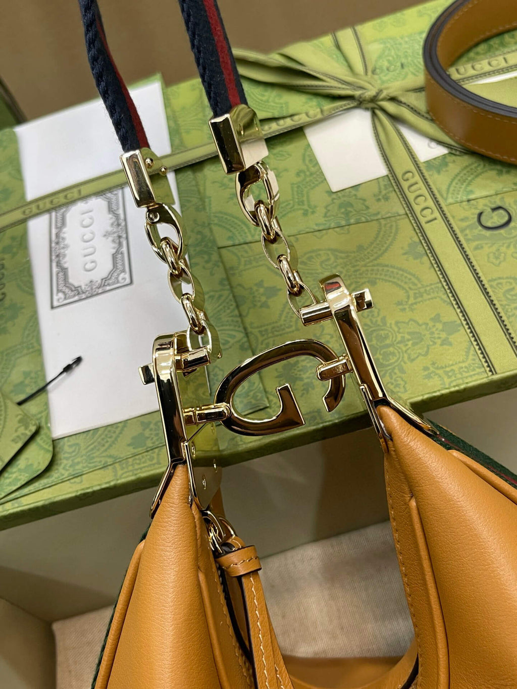 Gucci Women's Attache Medium Shoulder Bag