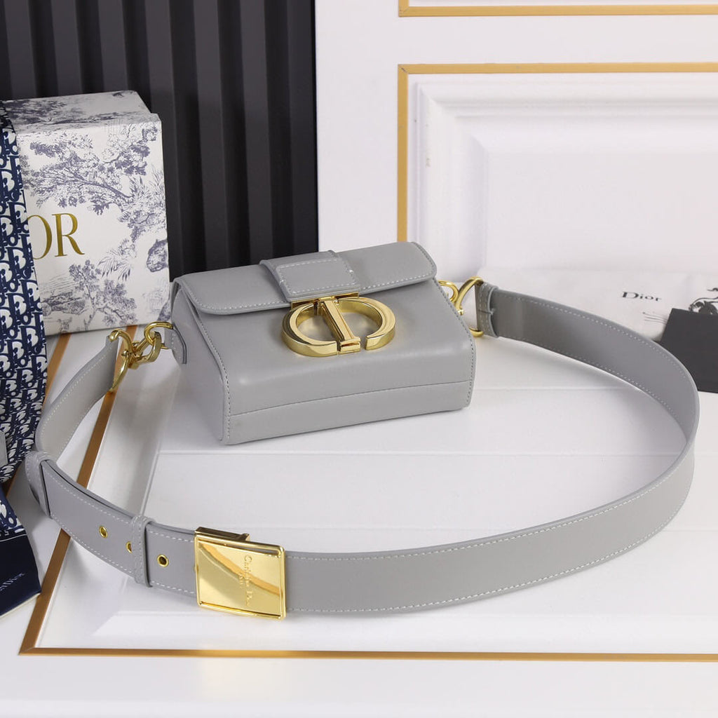 Dior 30 Montaigne Mini Bag