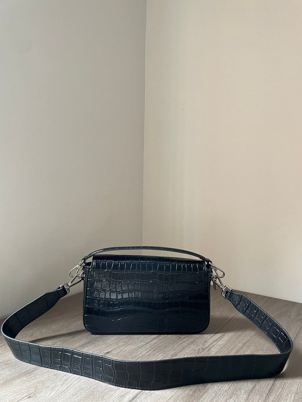 Fendi Baguette continental Neon Bag