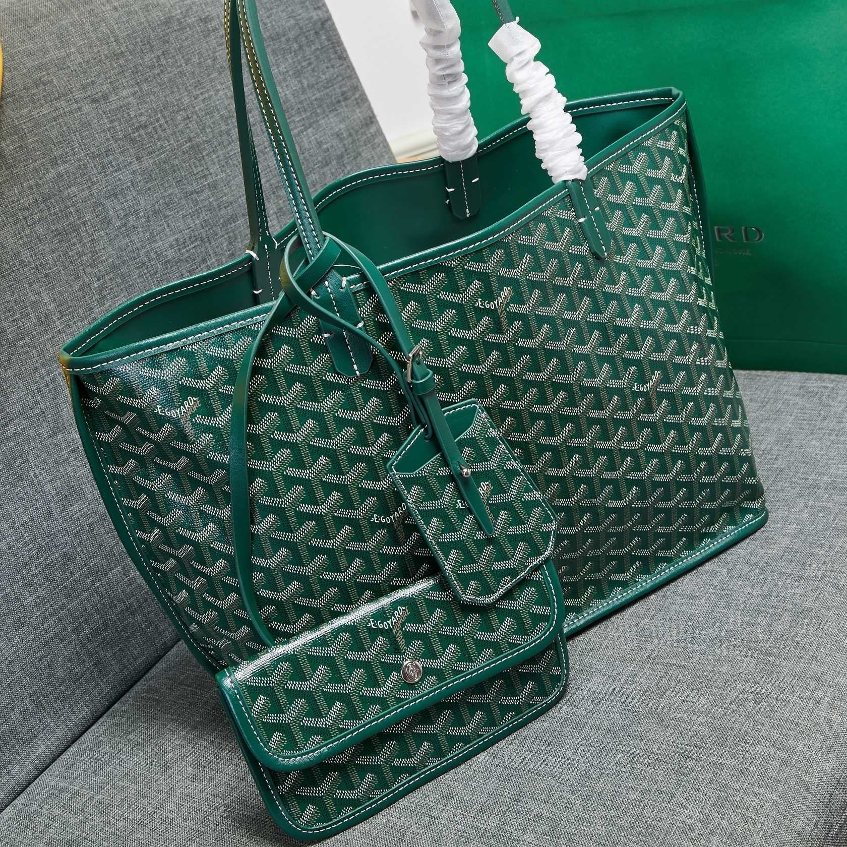 Goyard Saint Louis Tote Bag