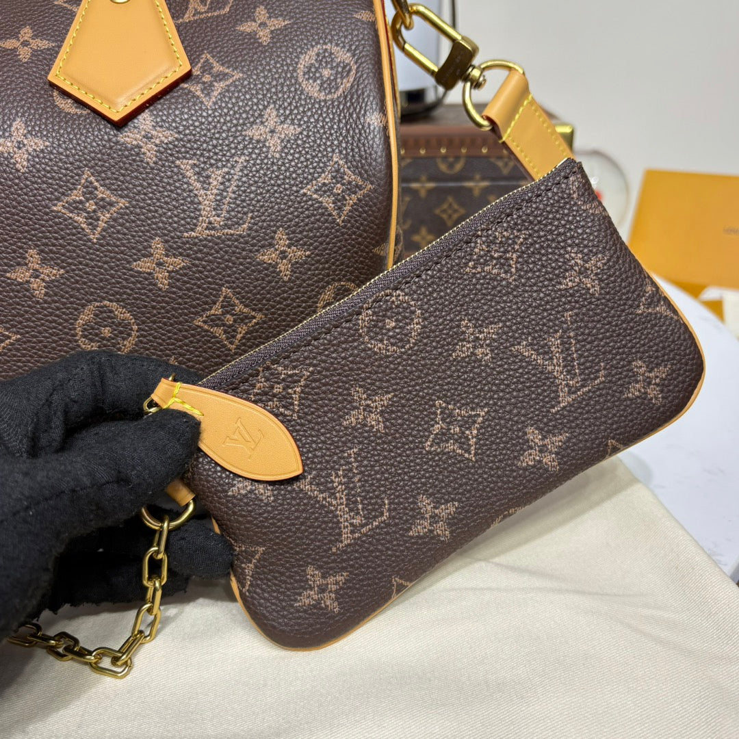 Louis Vuitton Speedy Bandoulière 30 Bag M13914