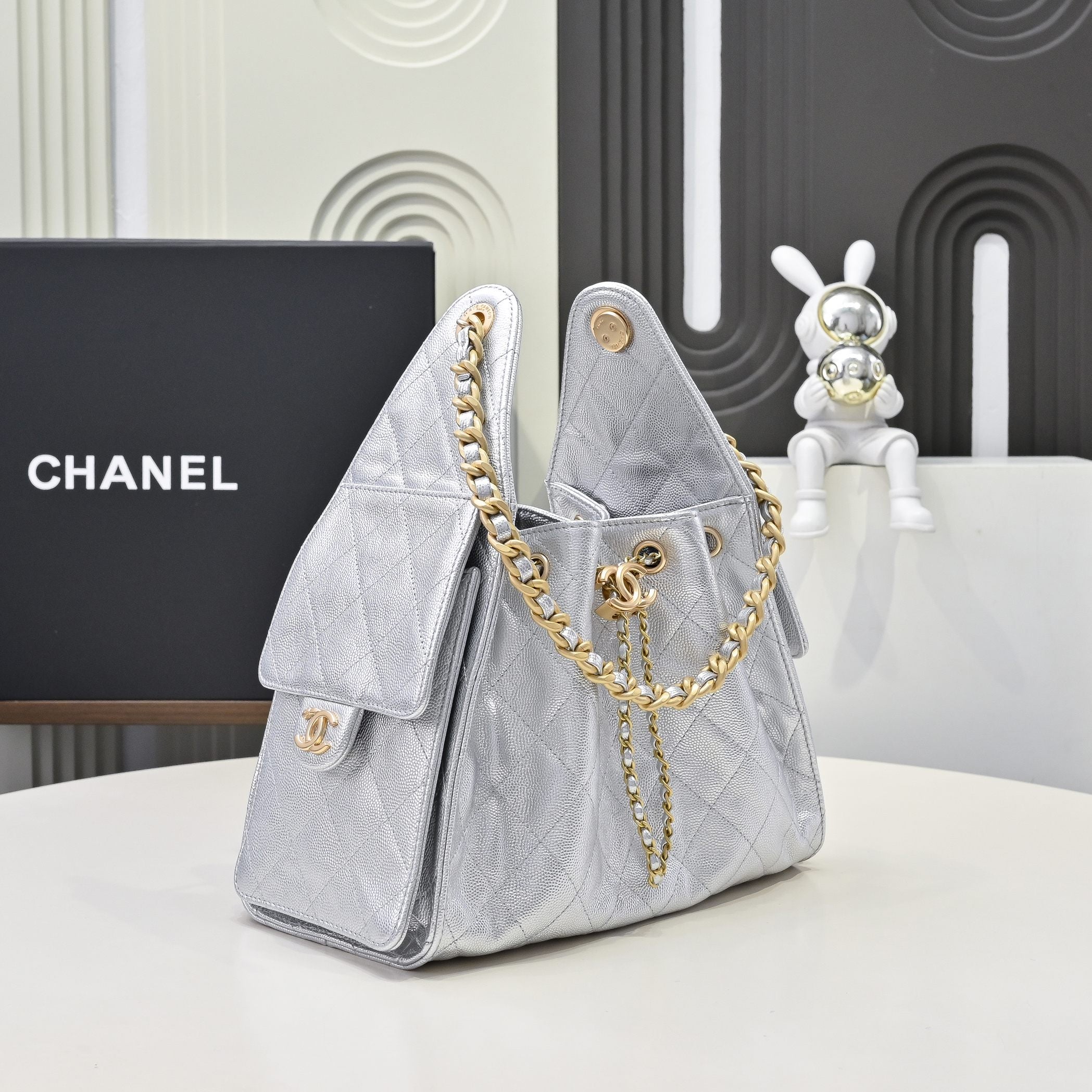 Chanel Hobo 25c Light Gray Handbag