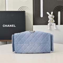 Chanel Hobo 25c Handbag